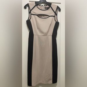 BCBG Cream/Black Color-block cut out dress. Size 4